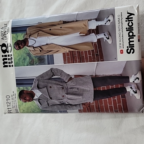 Simplicity Men's Trench Coat In Two Lengths Pattern - Picture 1 of 6